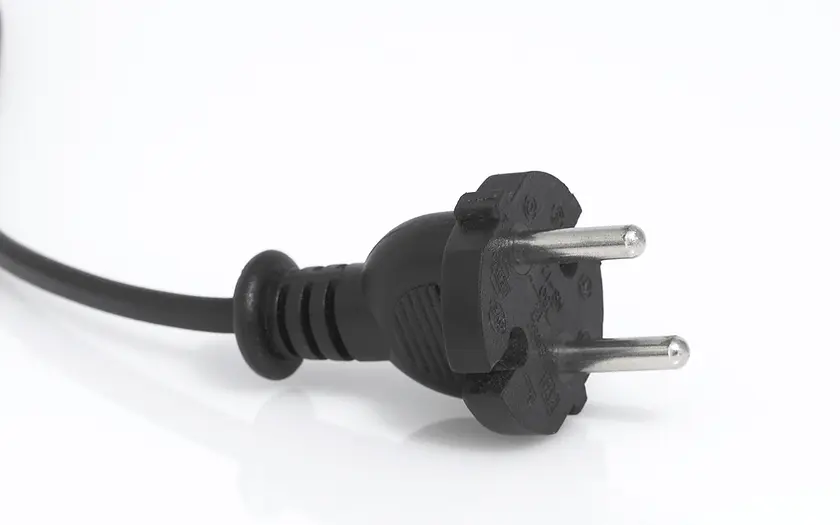 Prüfung elektrischer Geräte in Unternehmen